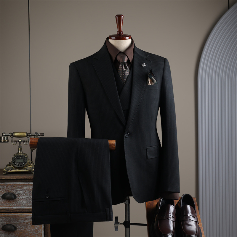 Textured Notched Lapel Tuxedo, - Mens Grooming On Sale ulasan dan harga