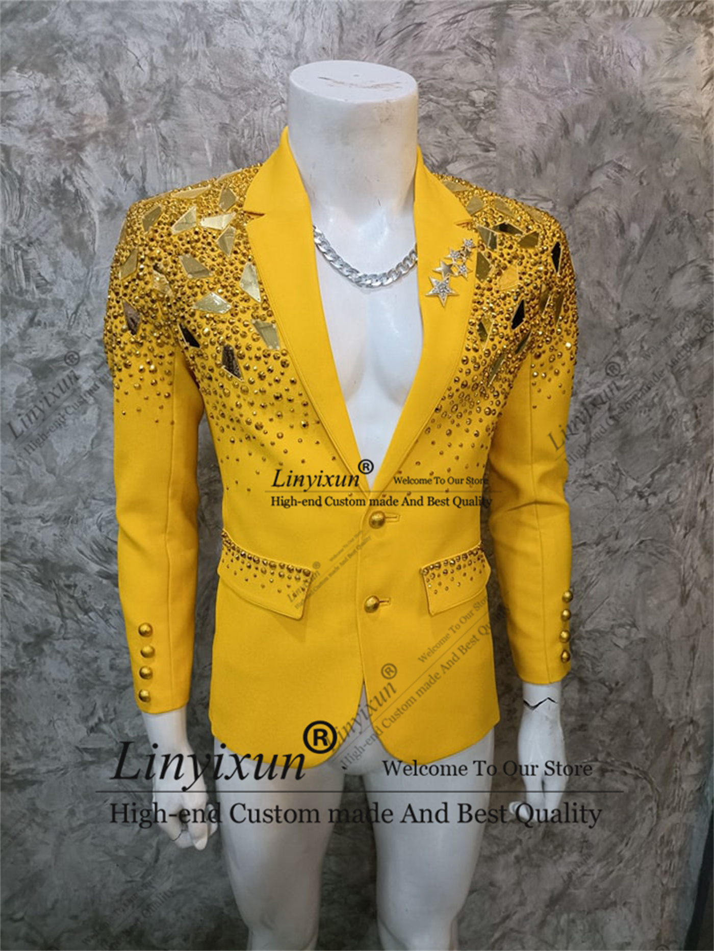 Sparkly Mirror Finish Men Suit - Men'S Grooming Mirror ulasan dan harga