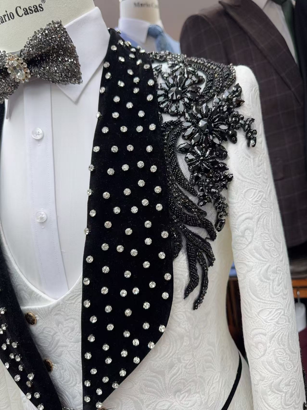 On Sale Luxurious Shawl Lapel  - Mens Grooming On Sale ulasan dan harga